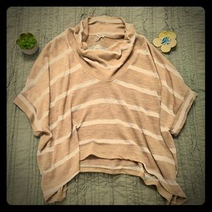 😎 Used but awesome SPLENDID cowl neck dolmain top